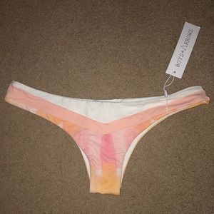 NWT Boys and arrows bikini bottoms